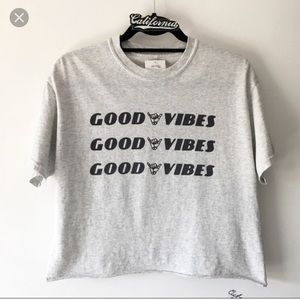 Brandy Melville Tops Brandy Melville Good Vibes T Shirt In Light Gray Poshmark